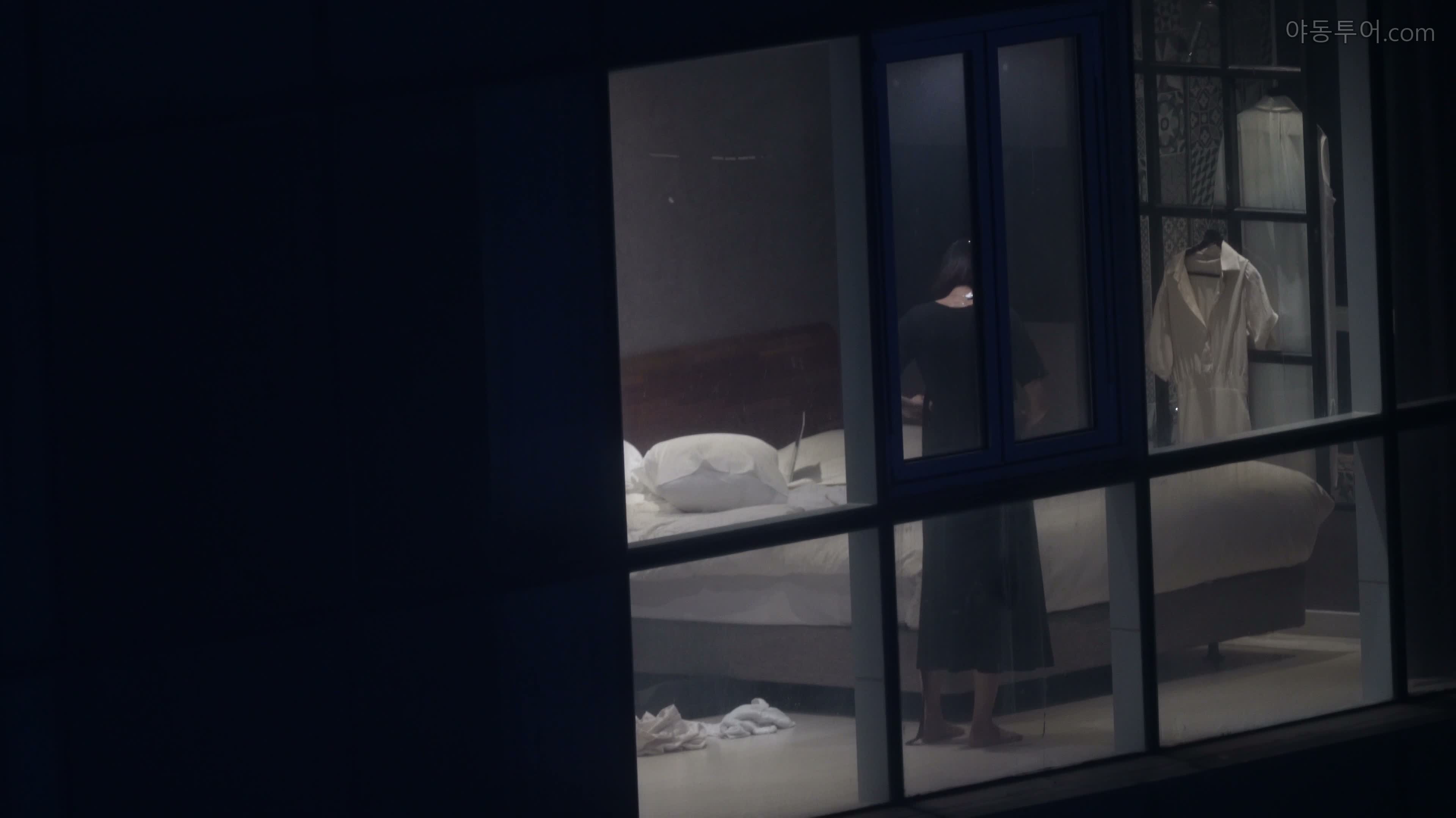 [직찍최초공개] 호텔 건너편 뷰 관찰 카메라 – 3탄 썸네일
