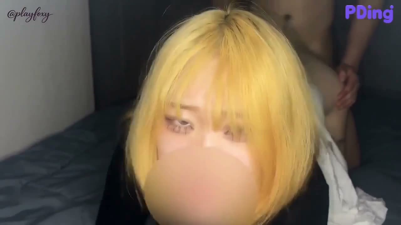남자들 농락하는 여우년 폭시의 피딩 썸네일