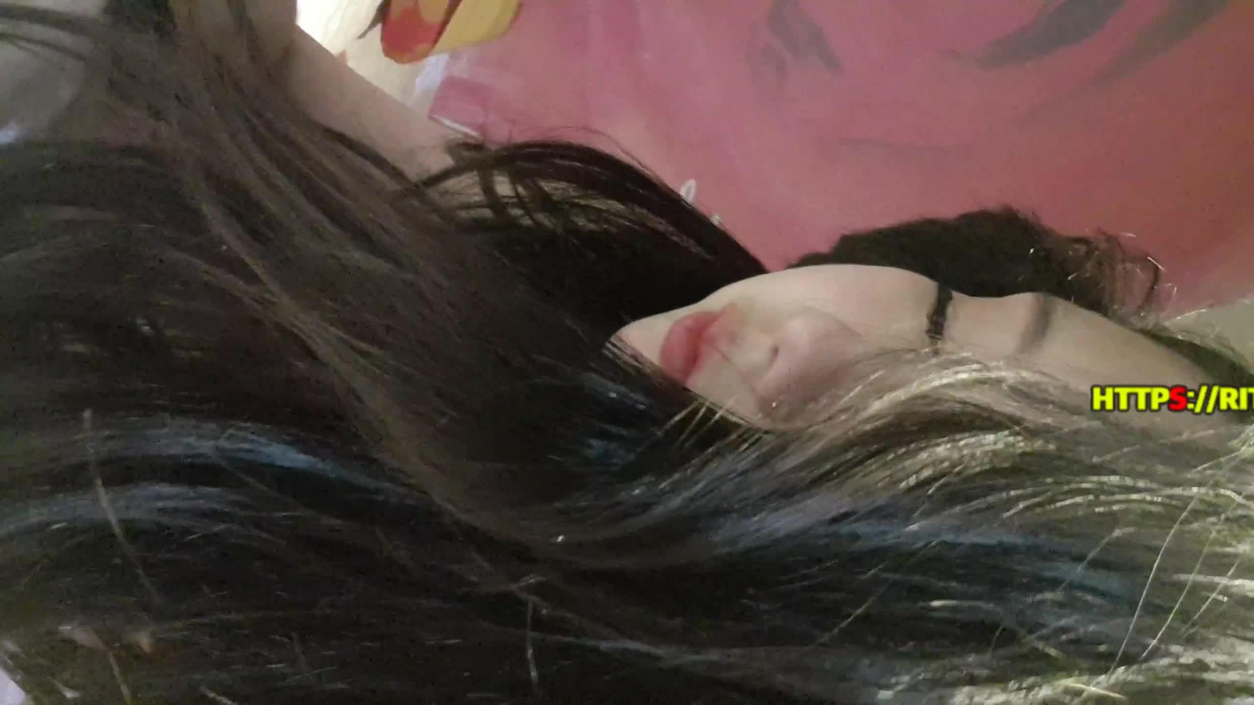 모텔서 여친 폰으로 여친이 직접 찍어준거 (1) 썸네일